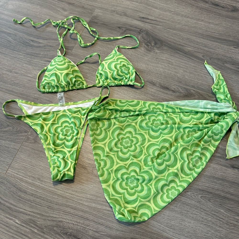 SHEIN Green Floral Triangle Bikini Set with Matching Sarong
